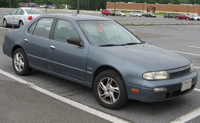 1994 Nissan altima gxe specifications