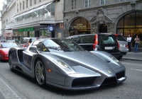 Enzo Enzo