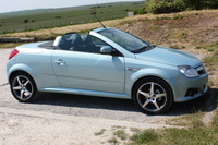 2007 Vauxhall Tigra Overview 2007 Vauxhall Tigra Overview