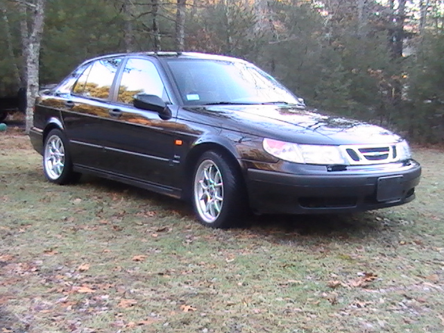 [http://static.cargurus.com/images/site/2008/07/27/00/27/2000_saab_9-5_aero-pic-22959.jpeg]