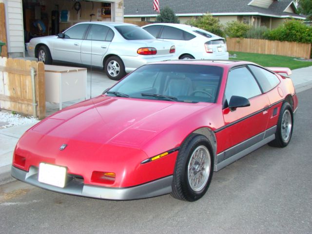 1986 Pontiac Fiero GT picture exterior