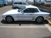 944 944