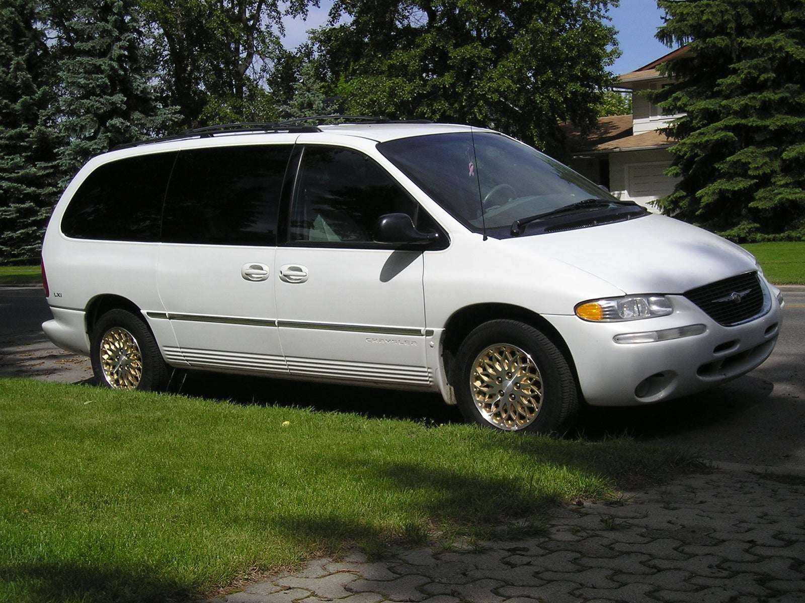 2002 Chrysler town and country consumer reviews