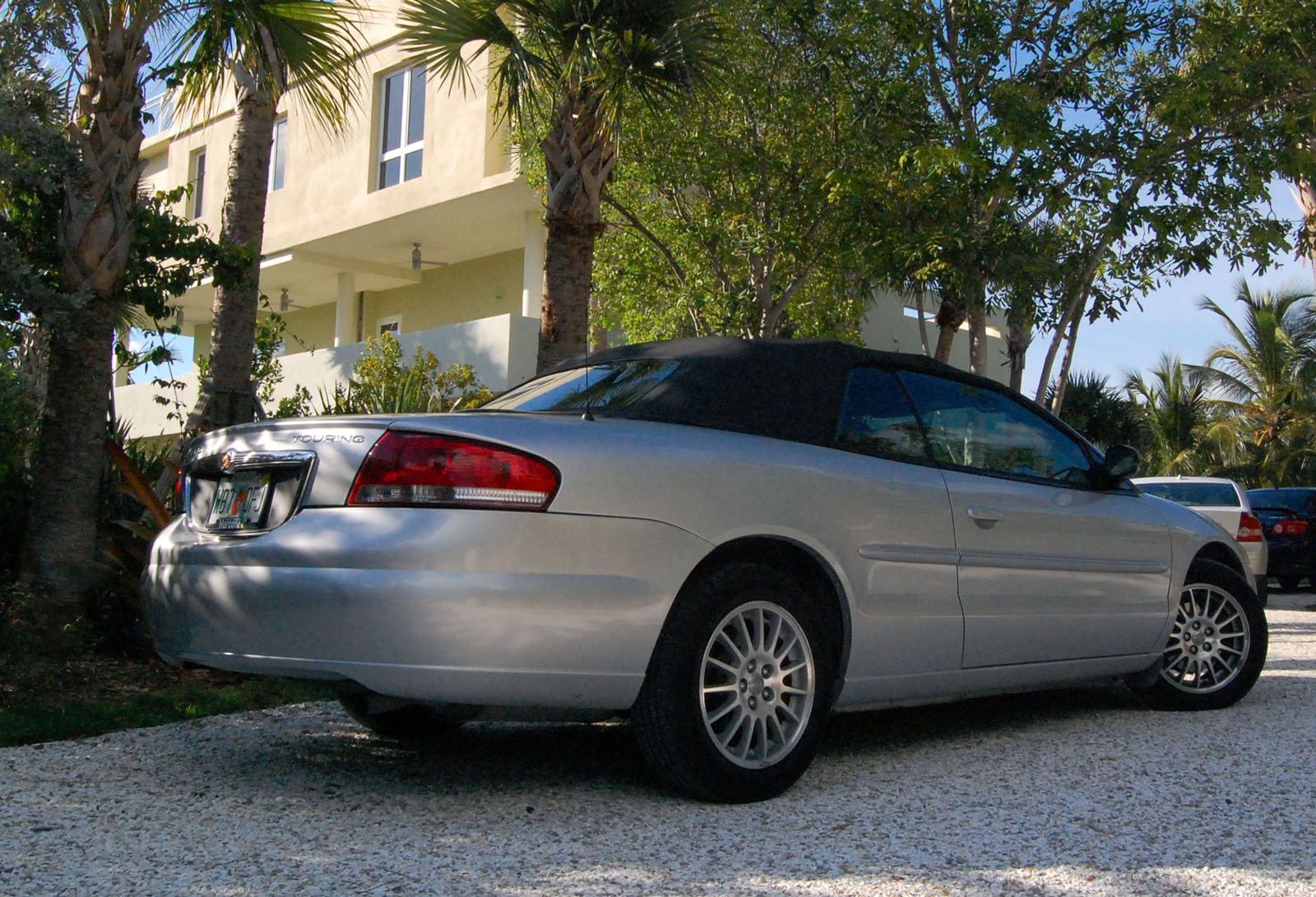 2005 Chrysler sebring hubcaps #4