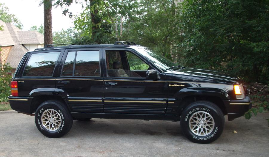 1993 Cherokee grand jeep limited #1