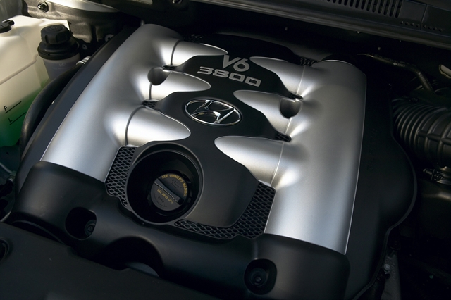 2009 Hyundai Entourage
