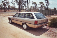1989 Mitsubishi Magna Overview 1989 Mitsubishi Magna Overview