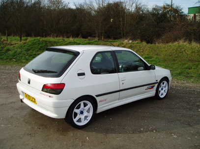 Renault 306. 1994 Peugeot 306 - Pictures