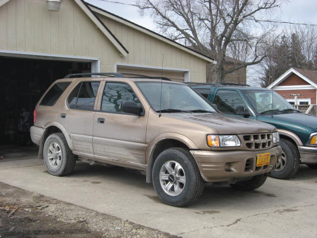 Isuzu Rodeo 2001. 2001 Isuzu Rodeo LS 4WD