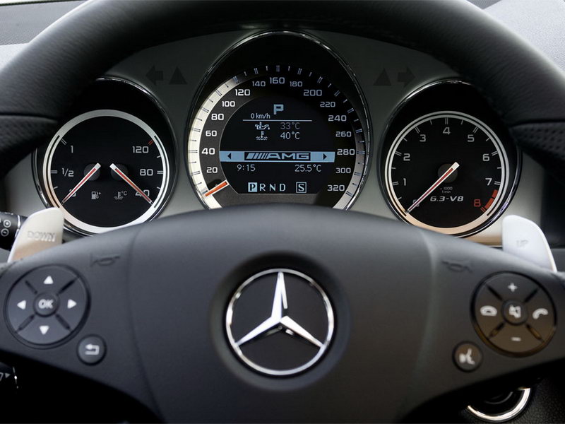 2009 MercedesBenz CClass C63 AMG picture interior