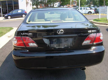 Lexus Es 330. 2005 Lexus ES 330 Overview