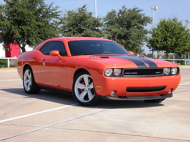 2009 Dodge Challenger The Challenger derives many of its structures parts