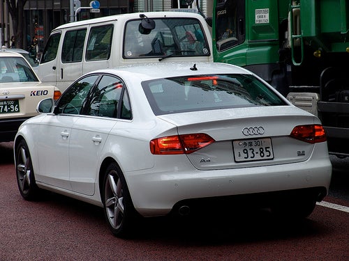 2009 Audi A4 2.0T Quattro Pictures