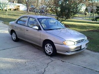 1998 Kia Sephia Overview 1998 Kia Sephia Overview