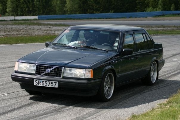 1995 Volvo 940 4 Dr Turbo Sedan picture exterior
