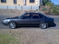 1990 Nissan Maxima Overview 1990 Nissan Maxima Overview