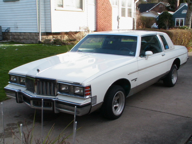 Pontiac Bonneville 1998. 1980 Pontiac Bonneville,