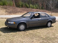 1992 Nissan Maxima Overview 1992 Nissan Maxima Overview
