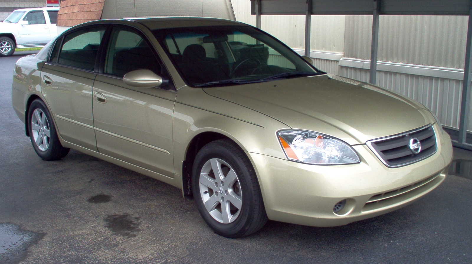 2003 Nissan altima safety rating #6