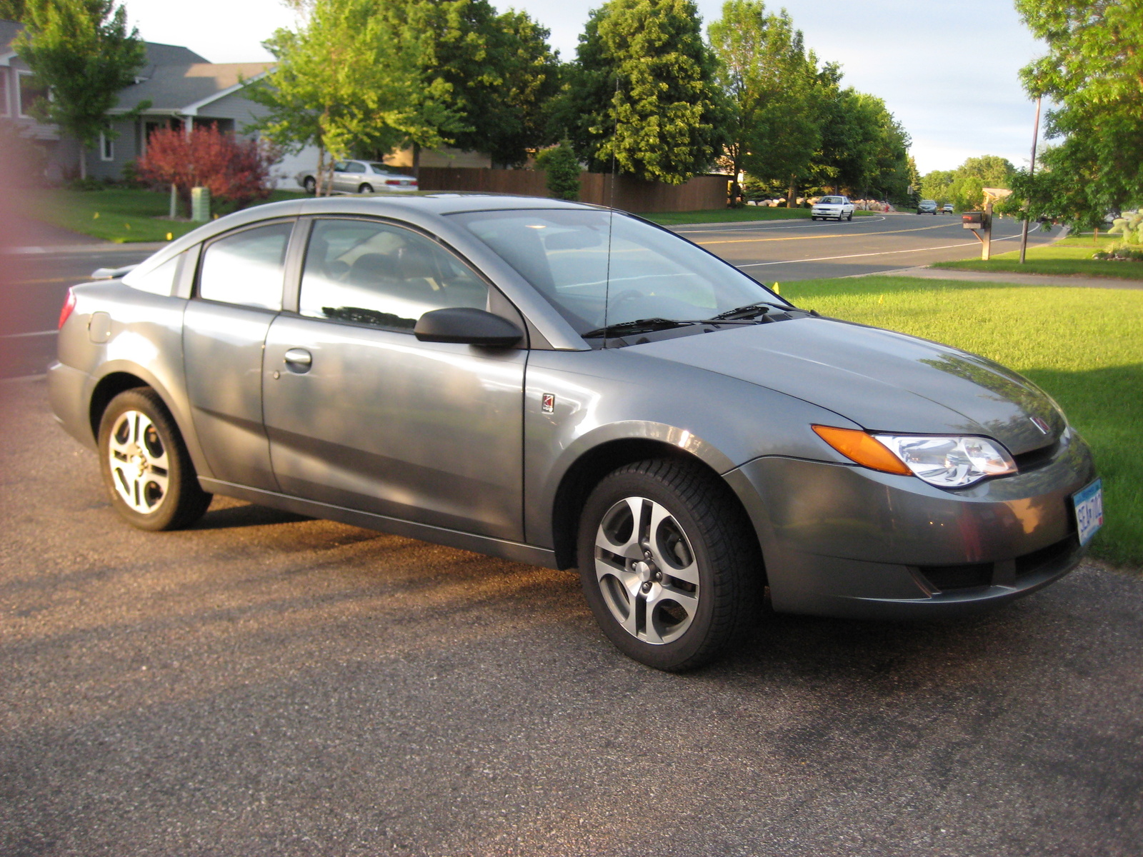 2005 Saturn ION Pictures CarGurus