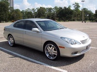 2002 Lexus ES 330 Overview 2002 Lexus ES 330 Overview