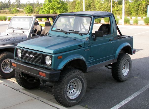 1995_suzuki_samurai_2_dr_jl_4wd_convertible-pic-36495.jpeg