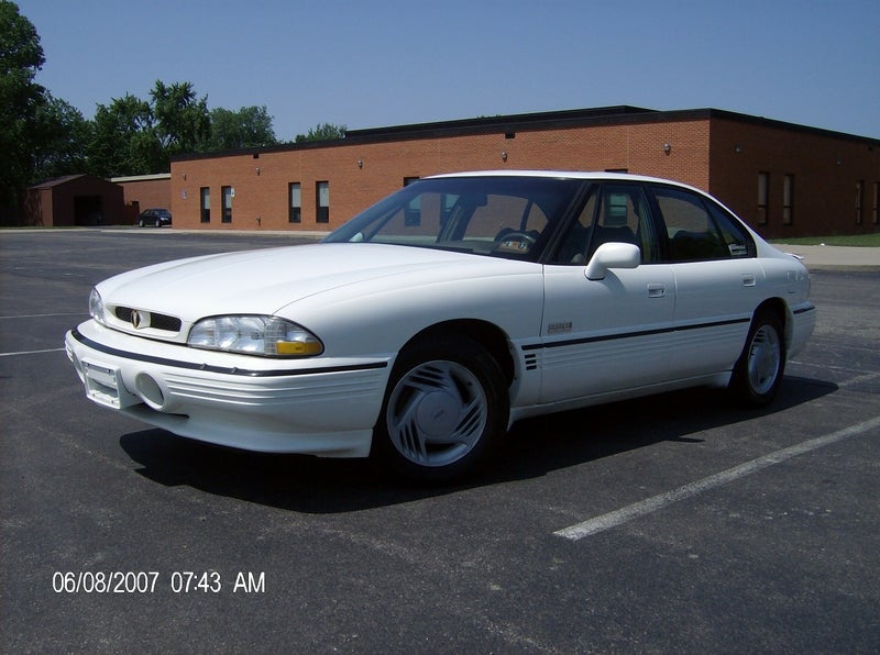 1997 Pontiac Bonneville 4 Dr