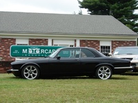 1990 Jaguar XJ-Series Overview 1990 Jaguar XJ-Series Overview