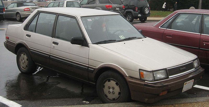 1984 Toyota Corolla DX picture exterior