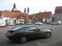 1990 Porsche 928 Overview 1990 Porsche 928 Overview