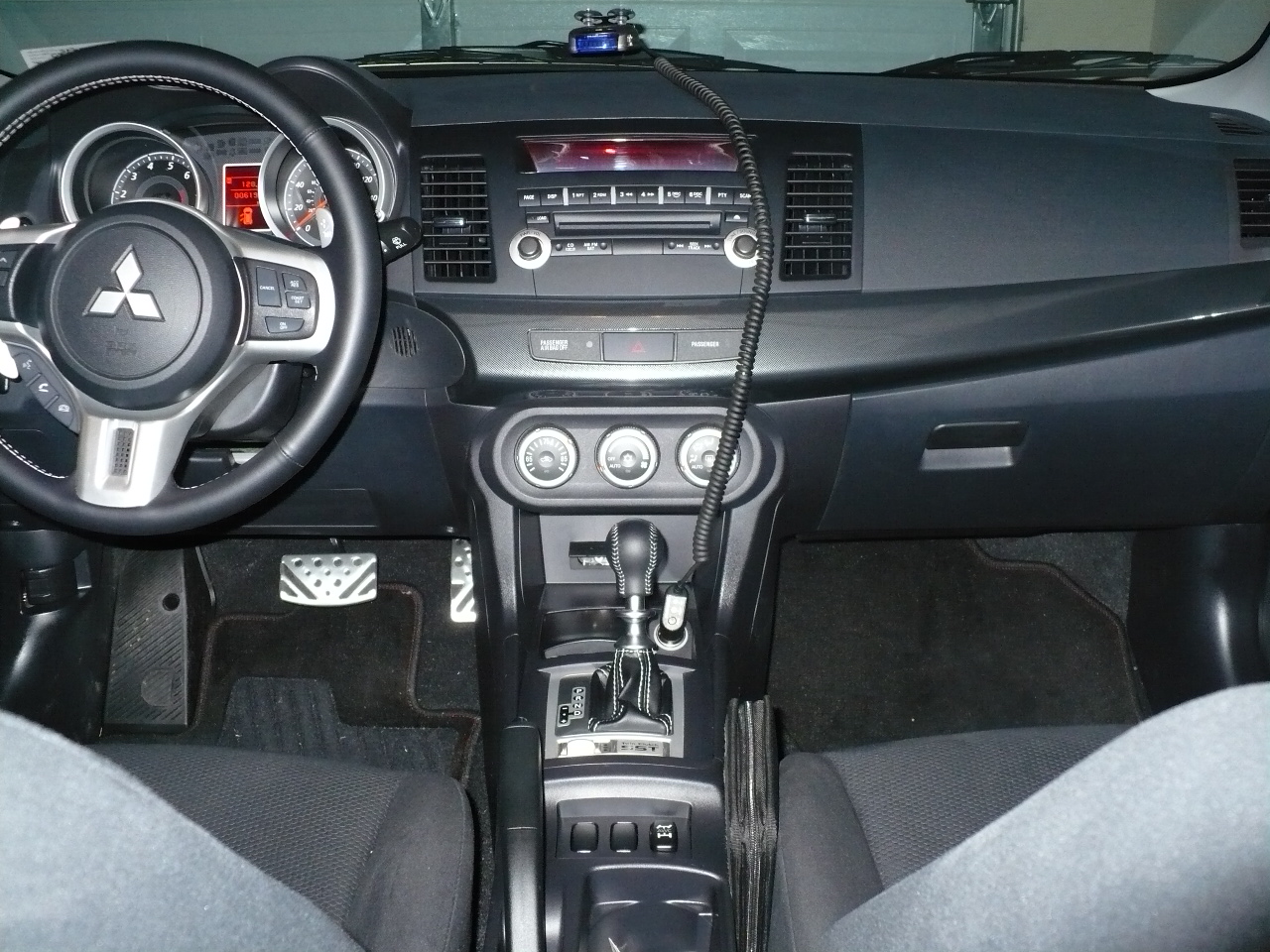 2009 Mitsubishi Lancer - Interior Pictures - CarGurus