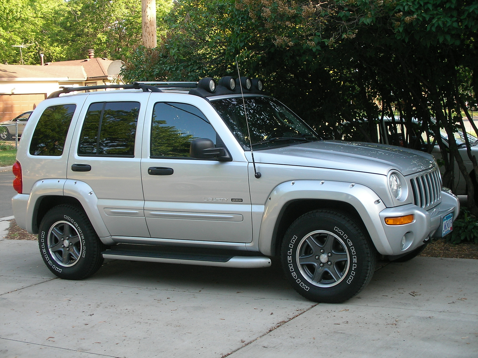 Jeep liberty 2002 renegade #4