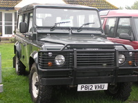 1997 Land Rover Defender Overview 1997 Land Rover Defender Overview