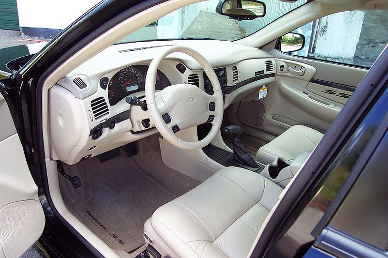 2004 Chevrolet Impala SS picture, interior
