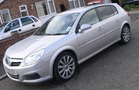 2005 Vauxhall Signum Overview 2005 Vauxhall Signum Overview