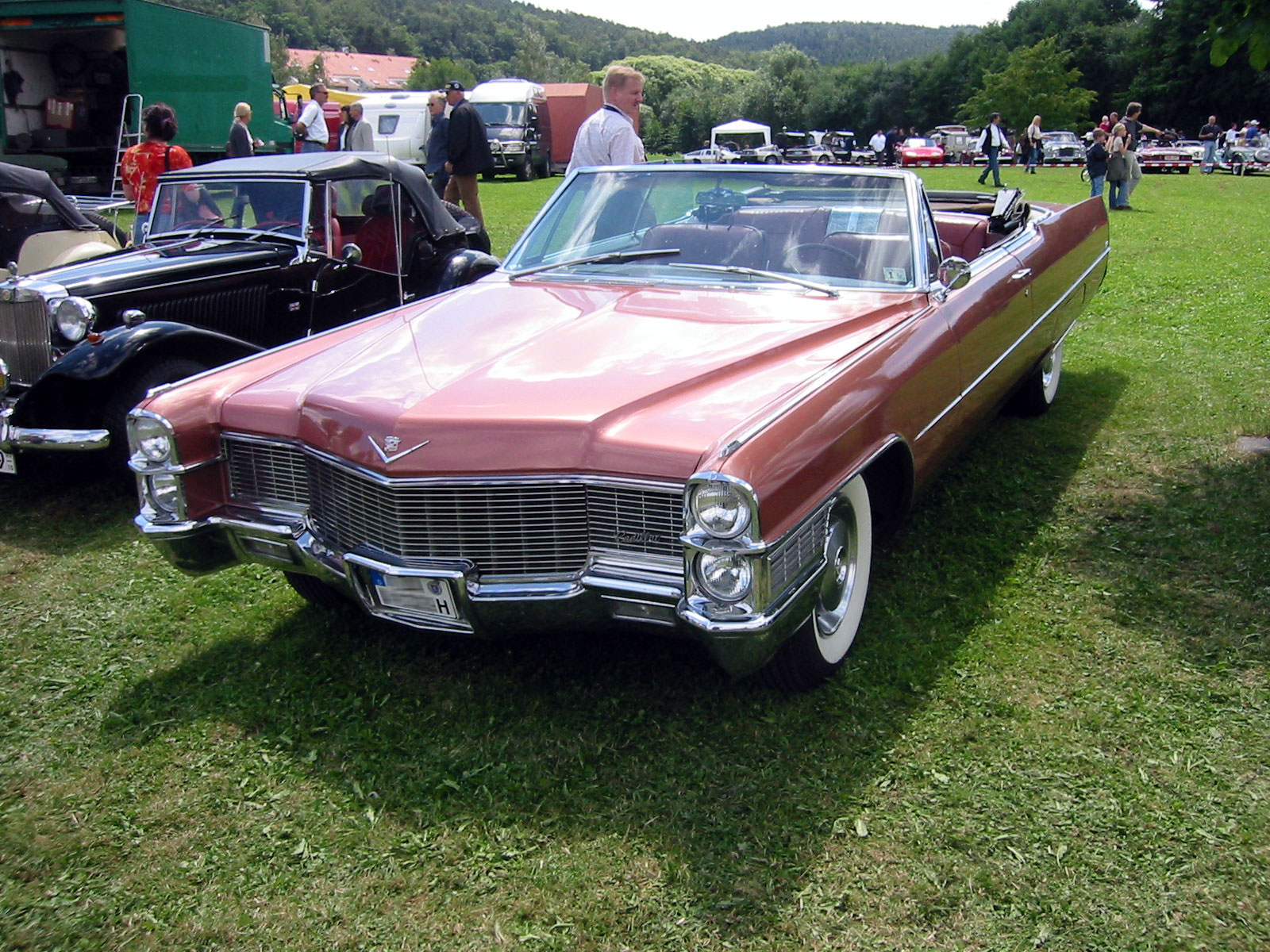 1965 Cadillac DeVille picture,