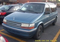 1993 Chrysler Voyager Overview 1993 Chrysler Voyager Overview