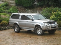 2004 Mitsubishi L200 Overview 2004 Mitsubishi L200 Overview