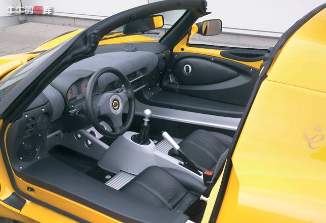 2004 Lotus Elise picture, interior