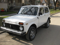 1995 Lada Niva Overview 1995 Lada Niva Overview