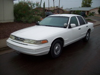 1997 Ford Crown Victoria Overview 1997 Ford Crown Victoria Overview