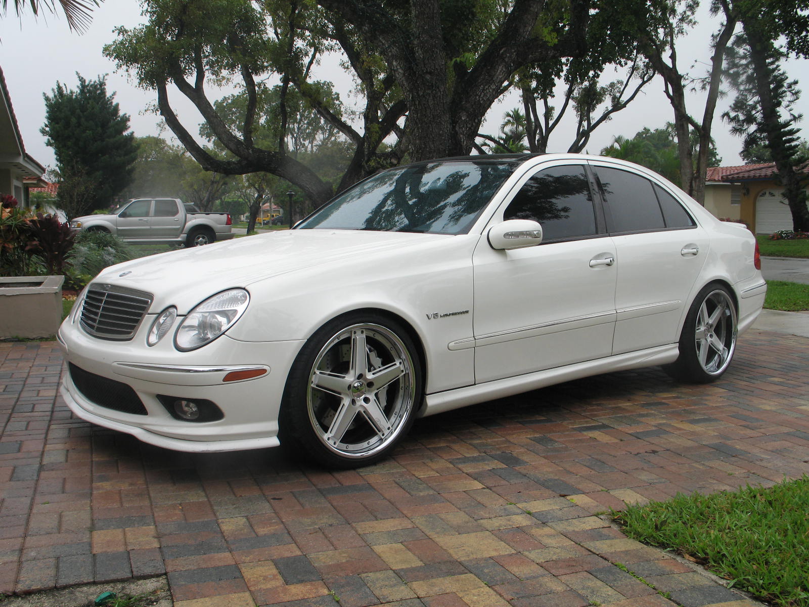 2009 Mercedes e500 for sale