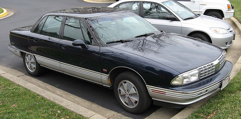 1991 Oldsmobile NinetyEight 4 Dr Regency Elite Sedan picture exterior