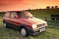 1988 MG Metro Overview 1988 MG Metro Overview