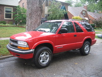 2000 Chevrolet Blazer Overview 2000 Chevrolet Blazer Overview