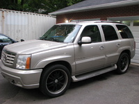 2002 Cadillac Escalade Overview 2002 Cadillac Escalade Overview