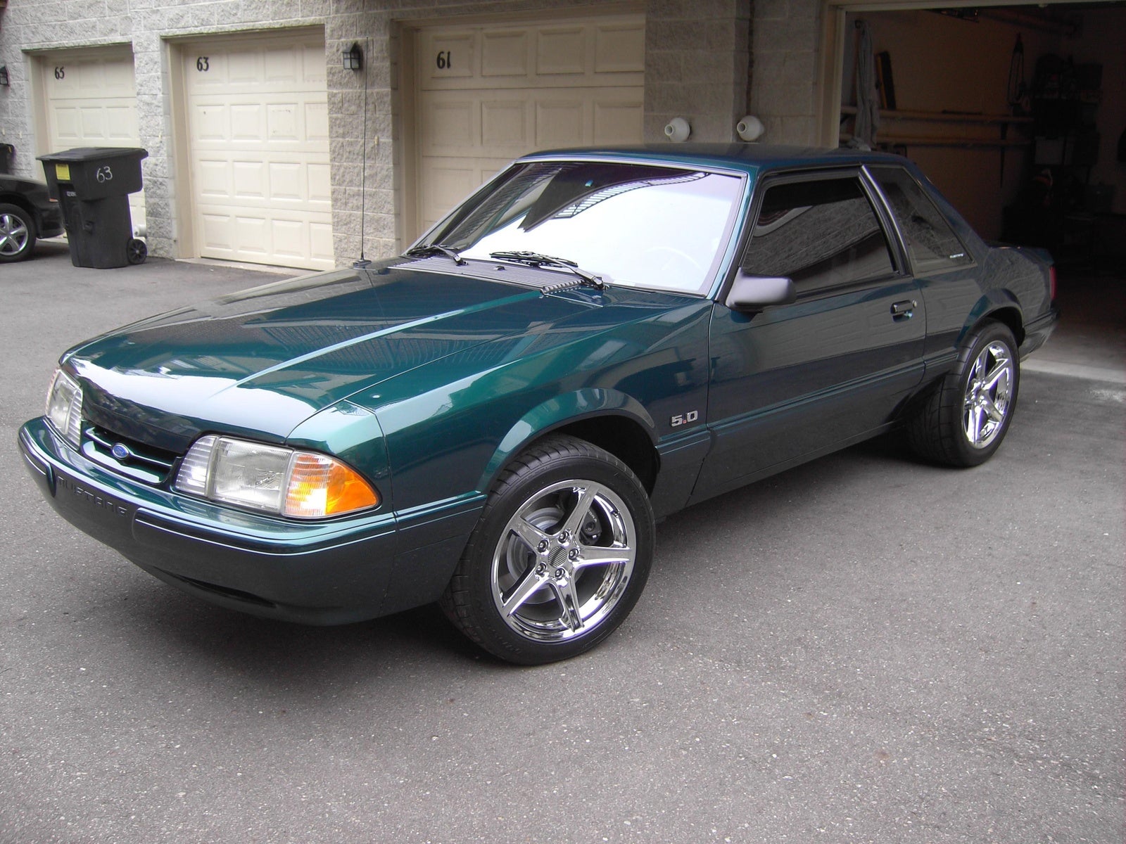 1992 Ford Mustang related infomation,specifications
