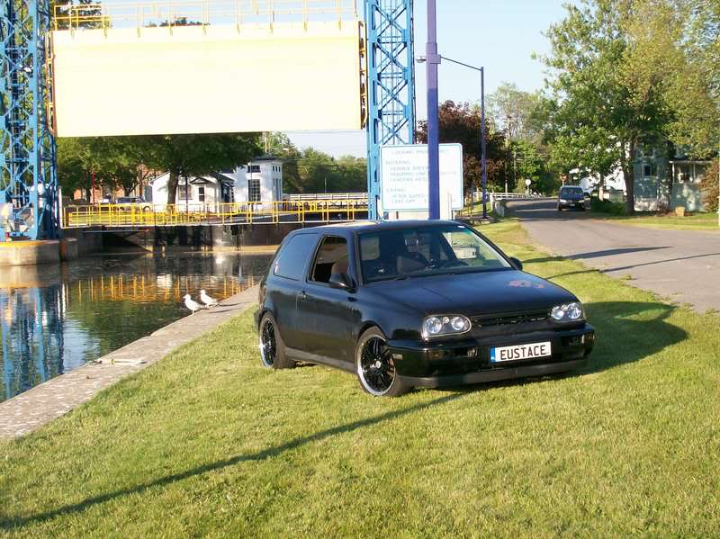 1995 Volkswagen Eurovan. 1995 Volkswagen GTI 2 Dr VR6