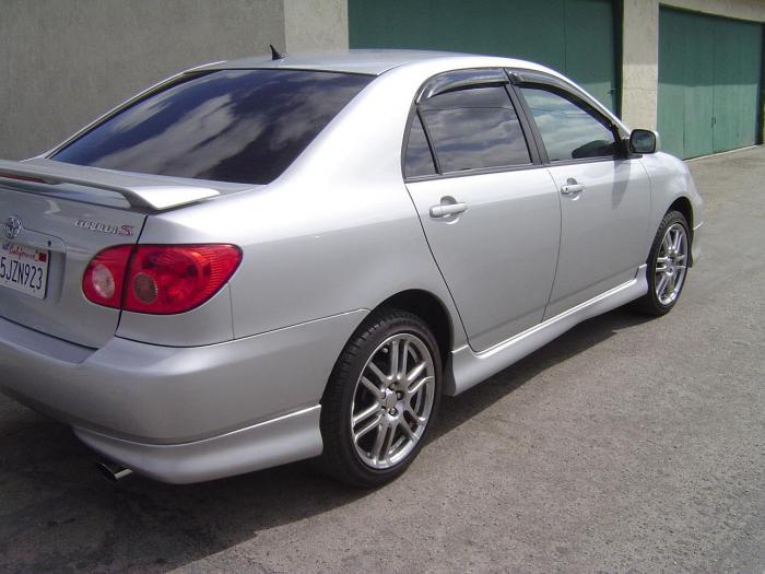 2005 toyota corolla s review #3