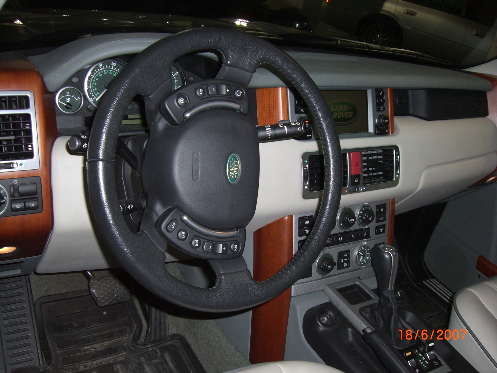 G-PLUS Dash Panel Compatible With 2005-2008 LR3 SE HSE/2005-2009 Range